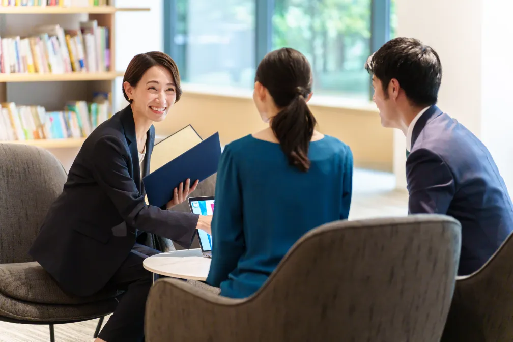 初回無料面談をしている